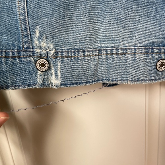 Zara Denim Jacket - Picture 3 of 6